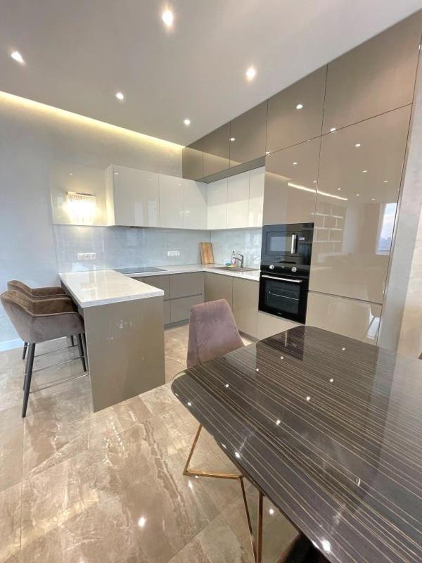 Vip Apartment 120M2 With Panoramic Windows, 22 Floor. Obolon Kiev Exterior foto
