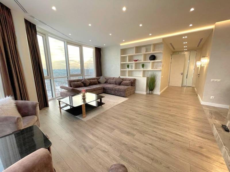 Vip Apartment 120M2 With Panoramic Windows, 22 Floor. Obolon Kiev Exterior foto